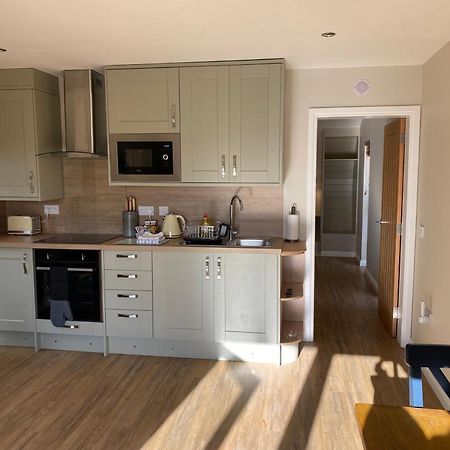 Acorn Lodge With Hot Tub Cupar Bagian luar foto
