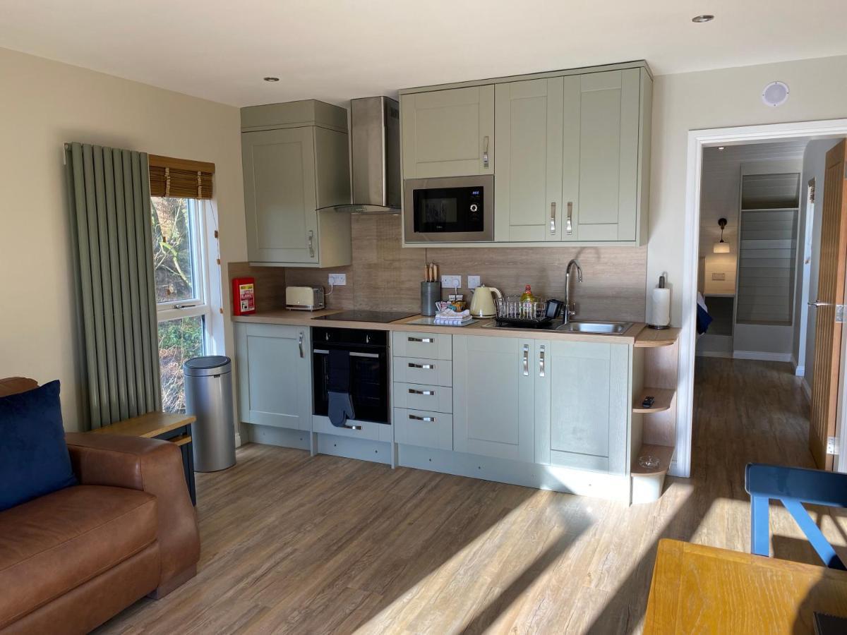 Acorn Lodge With Hot Tub Cupar Bagian luar foto