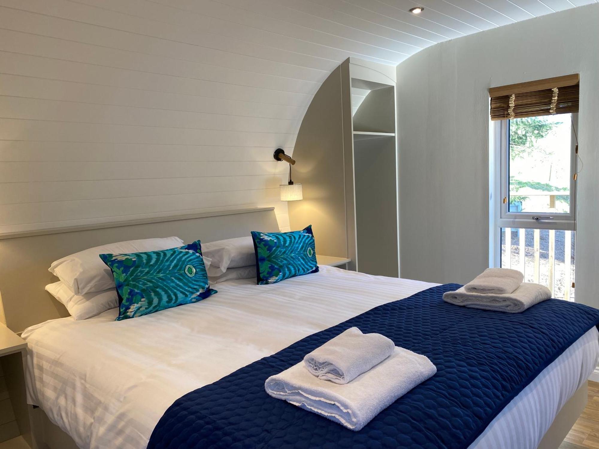 Acorn Lodge With Hot Tub Cupar Bagian luar foto
