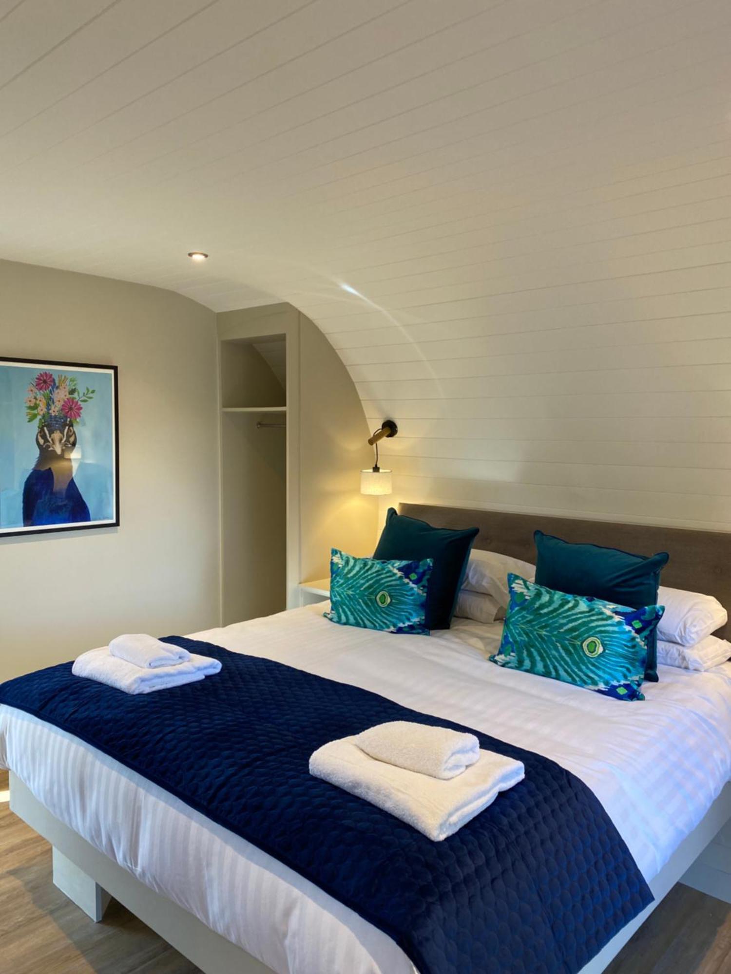 Acorn Lodge With Hot Tub Cupar Bagian luar foto